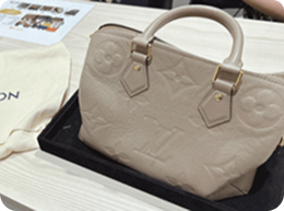 ハンドバッグ：LOUIS VUITTON
                      スピーディ バンドリエールなど4点