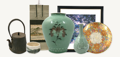 豊富な骨董品の査定をいたします!