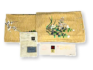 タンスに入っていた黄色い着物