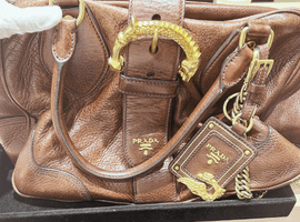 プラダ チェルボアンティーク ドラゴン バッグなど3点