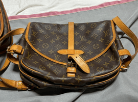 LOUIS VUITTON / モノグラム / ソミュール 30 / M42256 / 状態ランク：BCなど4点