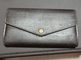 LOUIS VUITTON / エピ / ポルトフォイユ サラ / M60582 / 状態ランク：Bなど2点