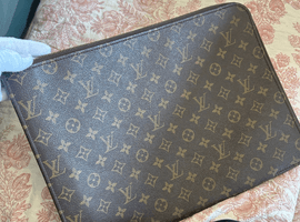 LOUIS VUITTON / モノグラム / ポッシュドキュマン / M53456 / 状態ランク：Bなど4点