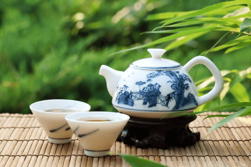 中国陶器の価値とは？歴史や時代別の特徴、代表作品、高価買取のポイントを解説