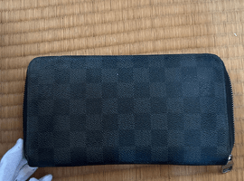 LOUIS VUITTON / ダミエ グラフィット / ジッピーウォレット ヴェルティカルなど2点（愛知県豊橋市・出張買取）｜ブランド品の高価買取なら【バイセル】