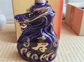 Suntory：ローヤル 干支ボトル 辰 2012年 陶器など8点（神奈川県相模原