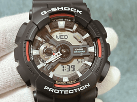 CASIO / G-SHOCK / GA-110RL / 状態ランク：Bなど5点