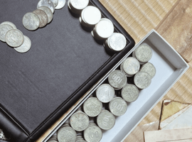 100円銀貨／5銭銀貨／古銭一式／など