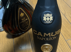 ブランデー：CAMUS（ナポレオン ヴィエイユリザーブ）／ブランデー：COURVOISIER（XO グリーンボトル）など5点