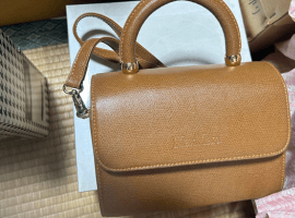 Max Mara / ショルダーバッグ / 状態ランク：Bなど3点（奈良県生駒市・出張買取）｜ブランドの高価買取なら【バイセル】