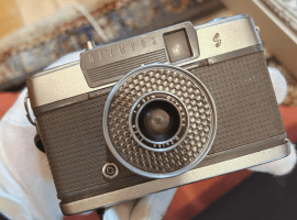 OLYMPUS：ボディ／MINOLTA：ボディなど4点