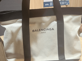 トートバッグ:BALENCIAGA/ネイビー カバなど3点