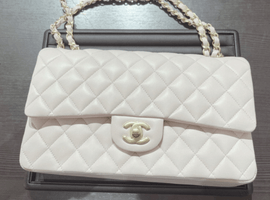 シャネル クラシック ハンドバッグなど5点