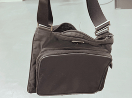 PRADA ナイロン ショルダーバッグ / メッセンジャーバッグなど3点（大阪府池田市・店頭買取）｜ブランド品の高価買取なら【バイセル】