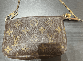 ポーチ：LOUIS VUITTON／ミニ・ポシェット・アクセソワールなど3点（奈良県奈良市・店頭買取）｜ブランド品の高価買取なら【バイセル】