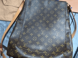 ショルダーバッグ：LOUIS VUITTON／モノグラムなど3点