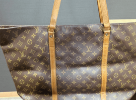 LOUIS VUITTON:サック・プラなど3点
