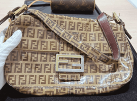 FENDI:マンマバケットなど4点