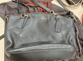 2wayバッグ：COACHなど7点