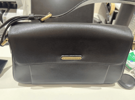 ハンドバッグ：BURBERRYなど4点