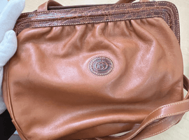 GUCCI:オールドグッチ ロゴパッチ レザーショルダーバッグなど5点