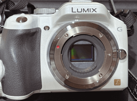 Panasonic：LUMIX DMC-G5X 電動ズームレンズキット シェルホワイトなど6点
