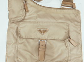 PRADA:テスートショルダーバッグなど7点