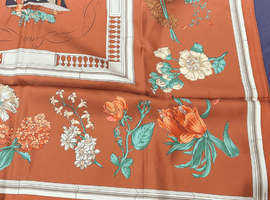 HERMES:カレ90 ケ・オー・フルールなど4点