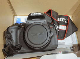 Canon：EOS Kiss X6iなど6点
