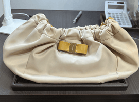 ハンドバッグ:Salvatore Ferragamoなど4点