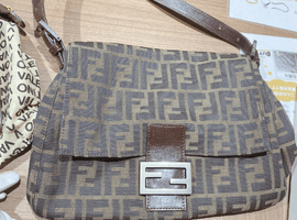  FENDI バゲットなど5点