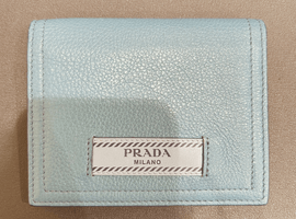PRADA：エティケット 二つ折り財布など4点