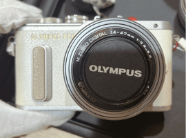 Olympus：PEN E-PL8 14-42mm EZレンズキット ホワイトなど3点（埼玉県越谷市・店頭買取）｜カメラの高価買取なら【バイセル】