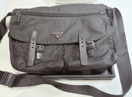 PRADA テスートナイロン メッセンジャーバッグなど5点