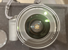 Canon：EOS 1V + EF 16-35mm F2.8L USMなど31点