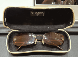 サングラス：CHANELなど5点