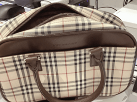 BURBERRY：ヘリテージチェック ミニボストンバッグなど3点