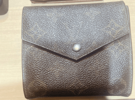 LOUIS VUITTON:ポルトフォイユ・ヴィクトリーヌなど3点