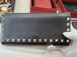 チェーンウォレット：VALENTINO GARAVANI／ロックスタッズ ウォレットなど4点