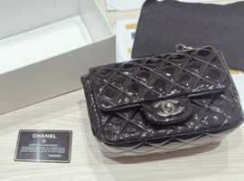 CHANEL:ミニマトラッセ チェーンショルダーバッグなど3点