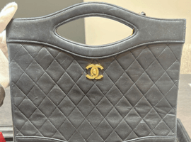 シャネル マトラッセ ターンロック くり抜きハンドル トートバッグなど3点