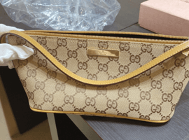 GUCCI GGキャンバス ボート型 アクセサリーポーチなど14点