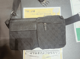 グッチ GGキャンバス ウエストバッグ / ボディバッグなど3点