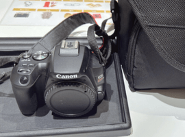 Canon：EOS Kiss X10 ブラックなど3点（熊本県熊本市北区・店頭買取）｜カメラの高価買取なら【バイセル】