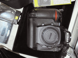 Nikon：D2Hsなど13点