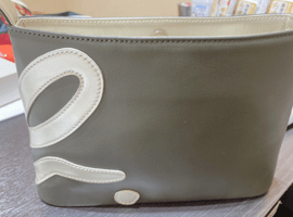 ショルダーバッグ：agnès b.など4点