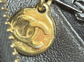 ハンドバッグ:CHANELなど3点