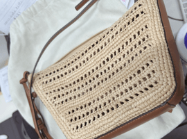 ショルダーバッグ：LOEWEなど4点