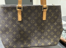 LOUIS VUITTON ：モノグラムカバ メゾなど4点（東京都世田谷区よりご来店・店頭買取）｜ブランド品の高価買取なら【バイセル】