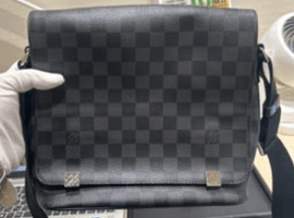 LOUIS VUITTON ：ダミエ グラフィットディストリクト PMなど9点